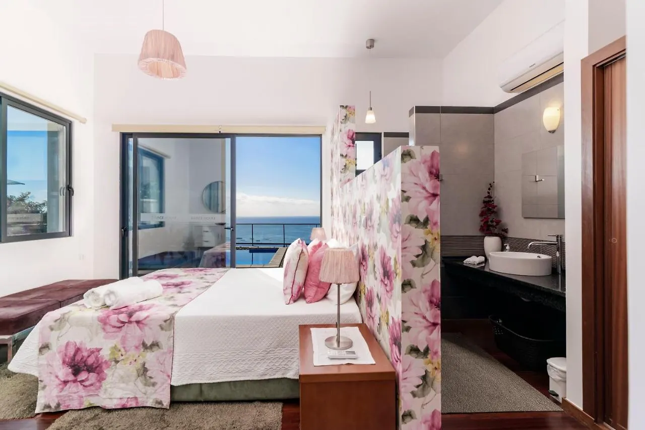 Ourmadeira - Grayci'S House, Contemporary Villa Arco da Calheta